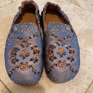 Tory Burch Soft Smoking Slipper in Sea Frost Flower Brocade sz 10